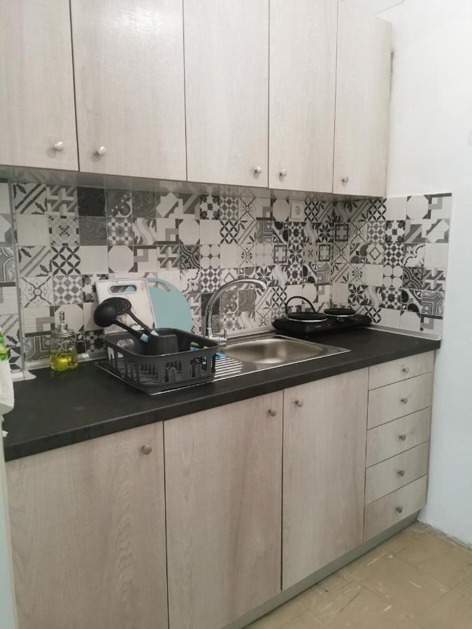 La Familia Apartments Olympiakí Aktí Exteriér fotografie