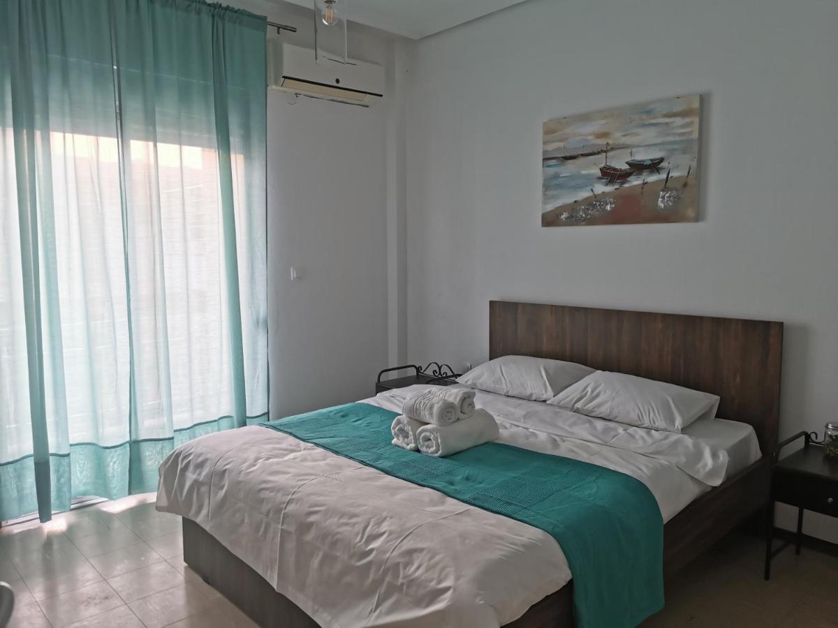 La Familia Apartments Olympiakí Aktí Exteriér fotografie