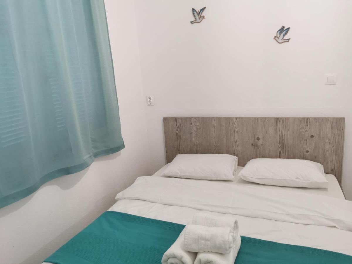La Familia Apartments Olympiakí Aktí Exteriér fotografie