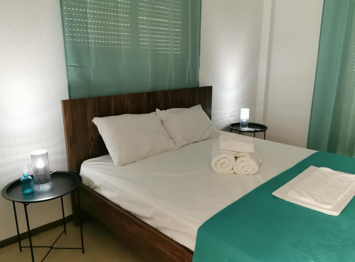 La Familia Apartments Olympiakí Aktí Exteriér fotografie