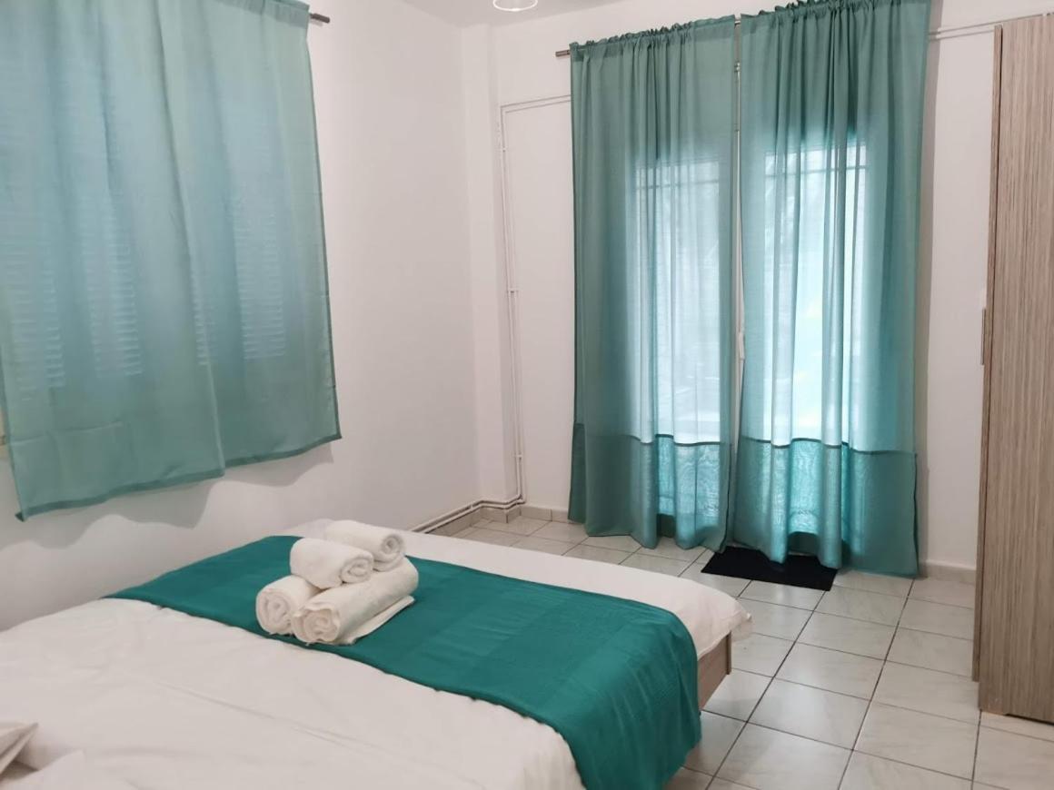 La Familia Apartments Olympiakí Aktí Exteriér fotografie