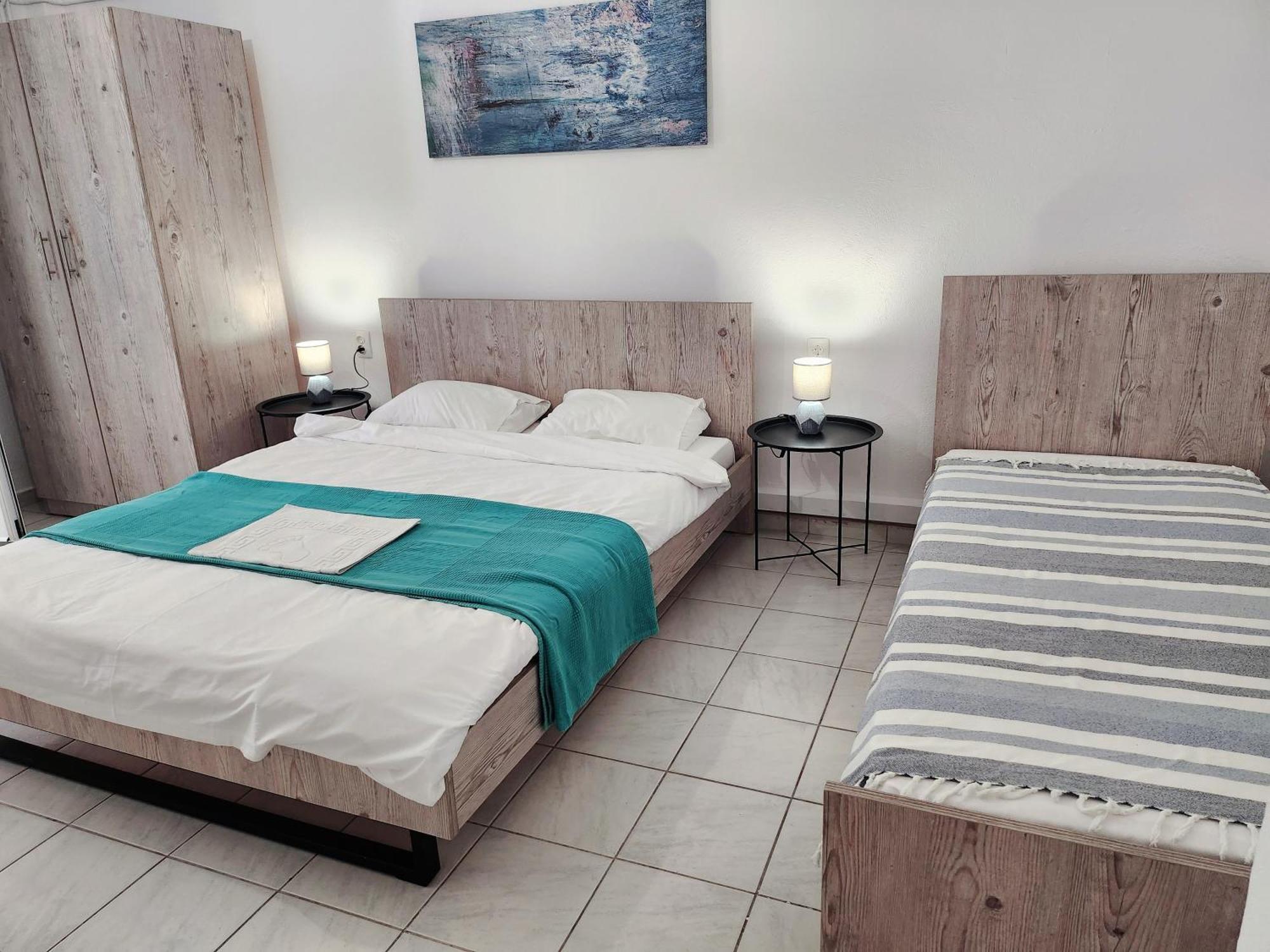La Familia Apartments Olympiakí Aktí Exteriér fotografie