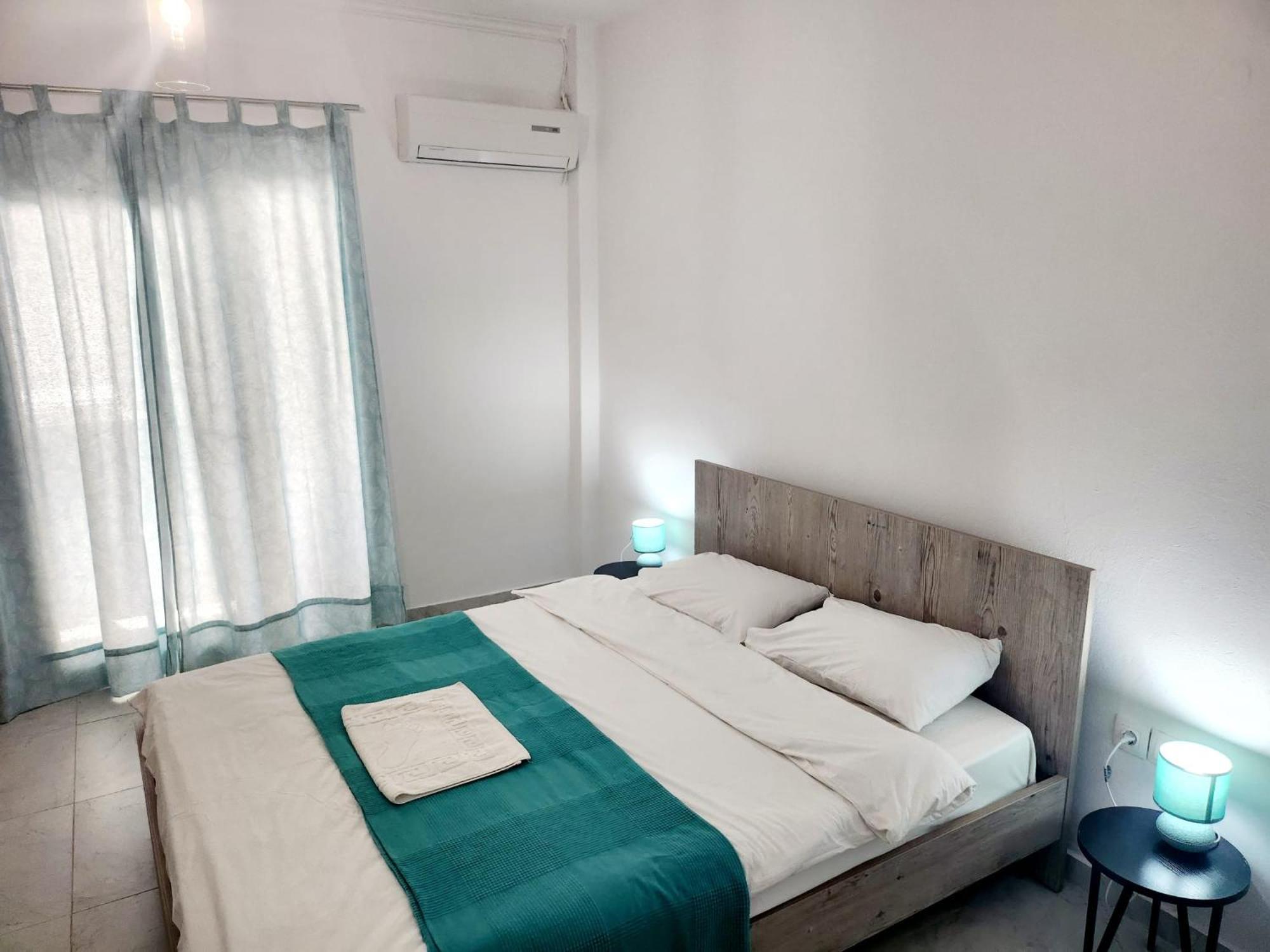 La Familia Apartments Olympiakí Aktí Exteriér fotografie